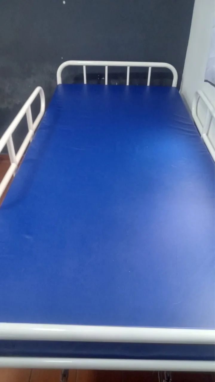 Cama hospitalar Dx2 + colchão  - Foto 3