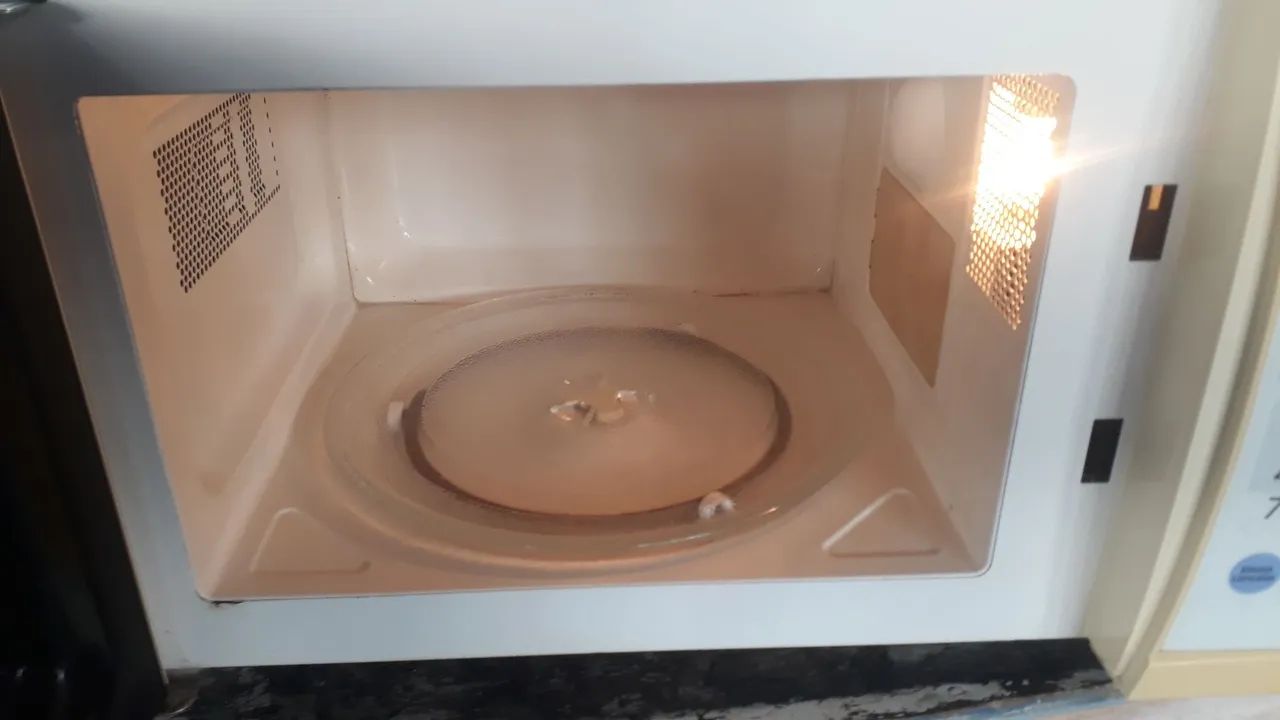 Microondas Dako 20 litros - Foto 4