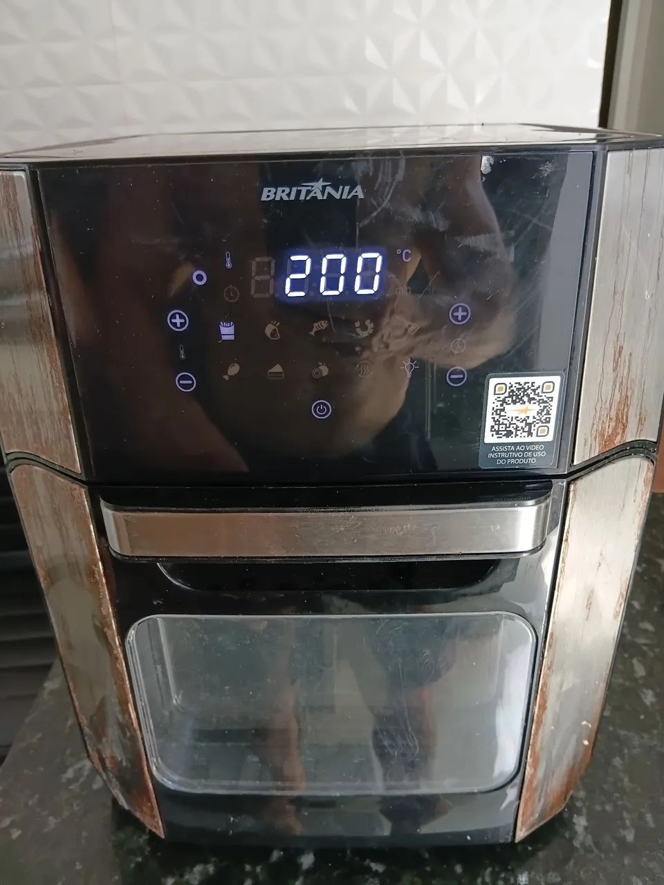 Air fryer Britânia 18L com pçs faltando!! - Foto 2