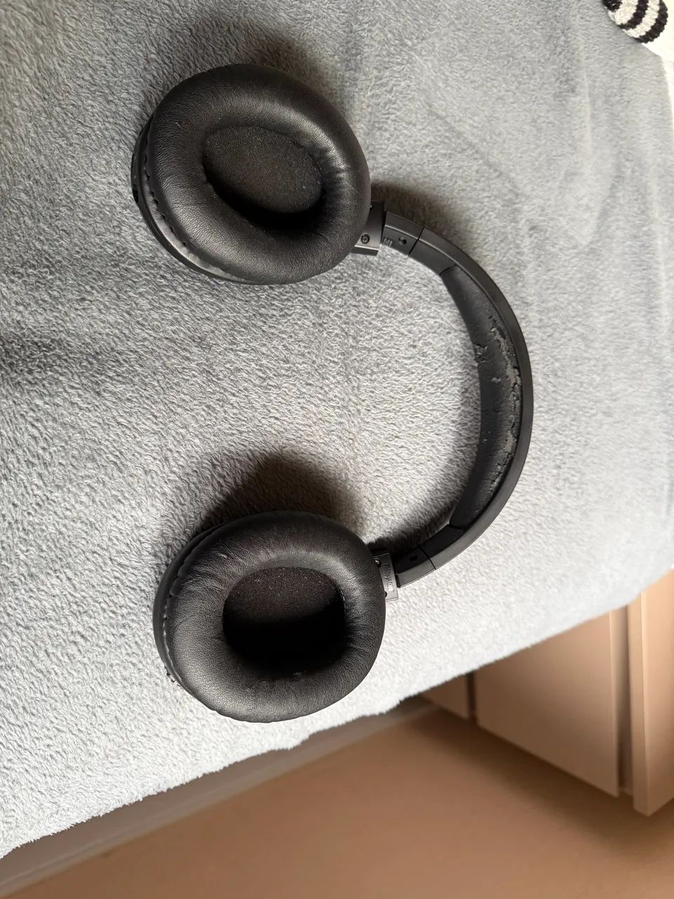 Headset Sem Fio Gamer HyperX Cloud Flight  - Foto 4