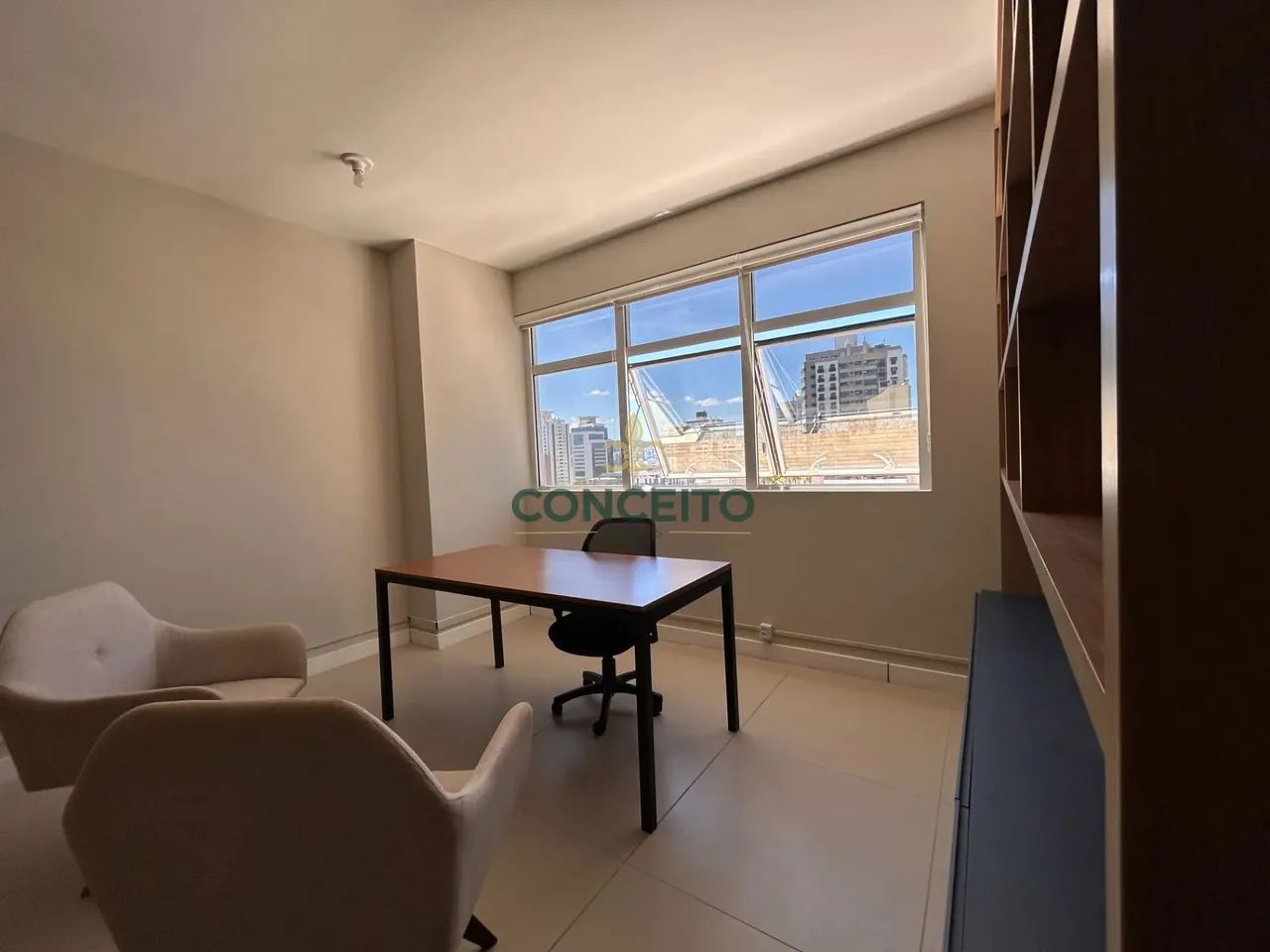 Sala semi mobiliada Comercial no Globo Tower  Estreito, Florianópolis - Foto 4