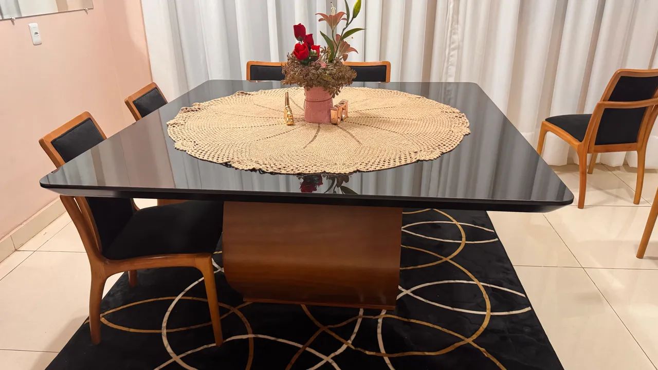 Mesa de jantar quadrada - Foto 2