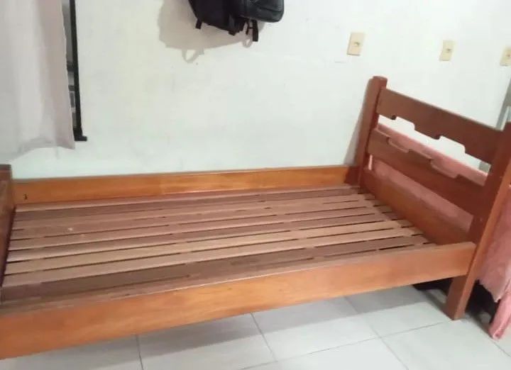 Cama de solteiro em madeira maciça!! - Foto 5