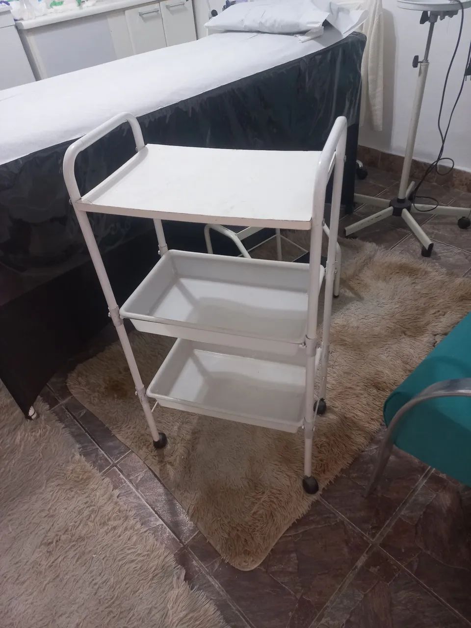 Carrinho auxiliar estetica