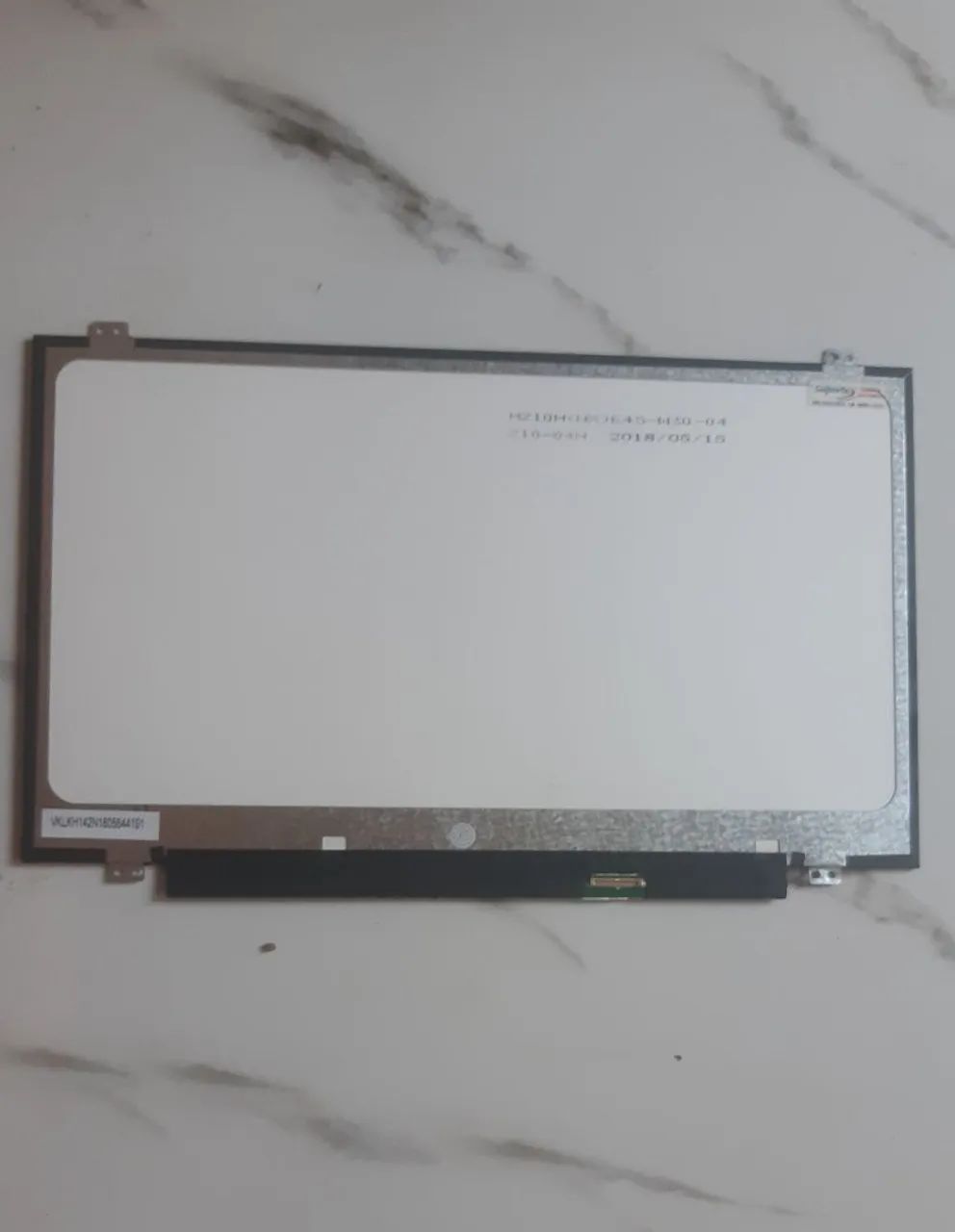 display "14" led slim para notebook 