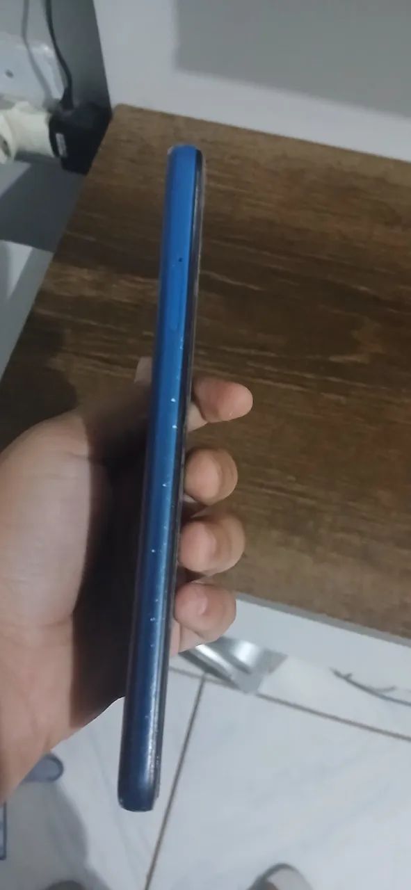 Celular moto e7 com a tela quebrada - Foto 2