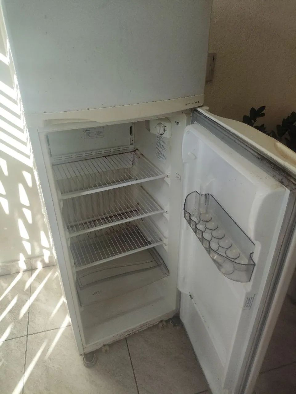 Geladeira Consul 500,00R$ - Foto 2