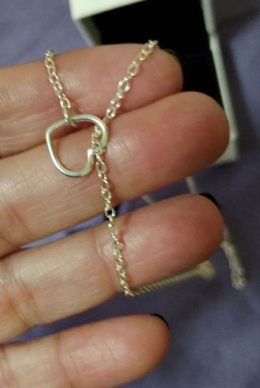 Colar de prata 925 gravatinha