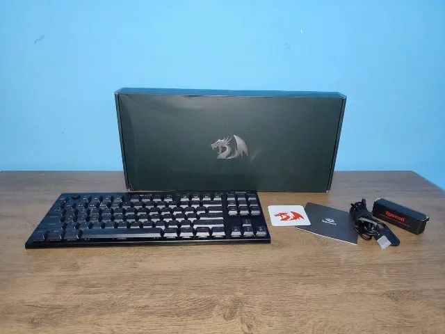 Redragon Horus Pro Tkl Low Profile Rgb Bluetooth 5.0 Wireless Usb 2.4g Switch vermelho - Foto 2