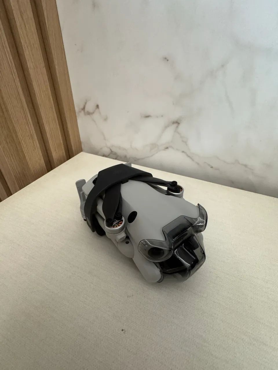 DRONE DJI MINI 4 PRO FLY MORE COMBO PLUS - Foto 5