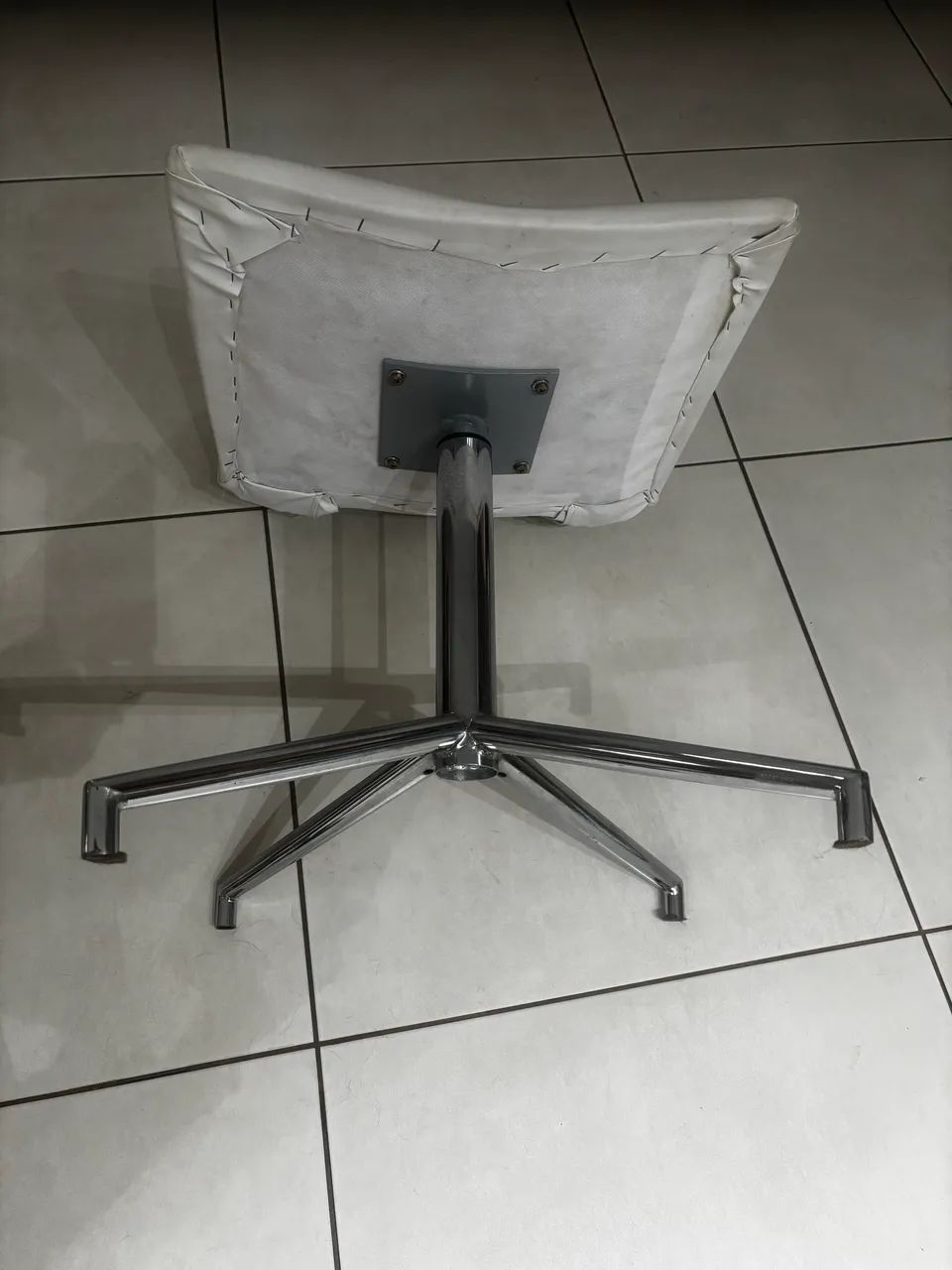 Conjunto de 2 Cadeiras p Escritório  - Foto 5