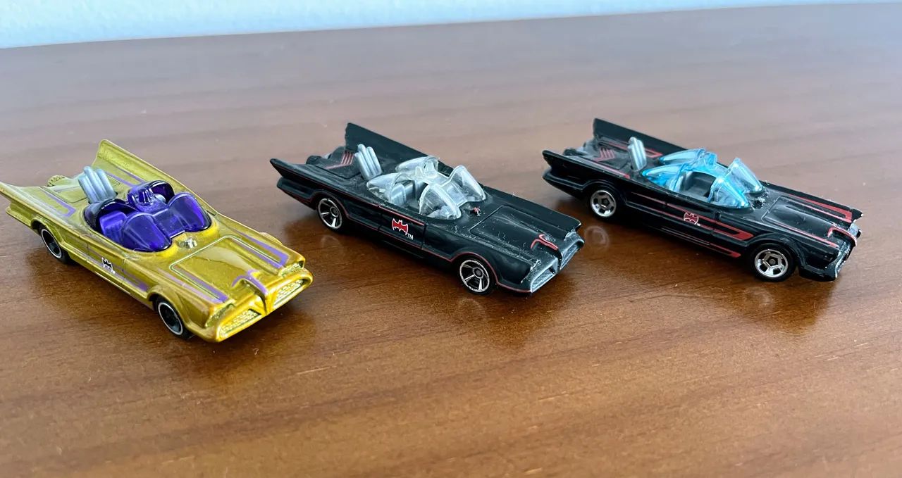 Lote Hotwheels Batman  20 unidades  - Foto 3