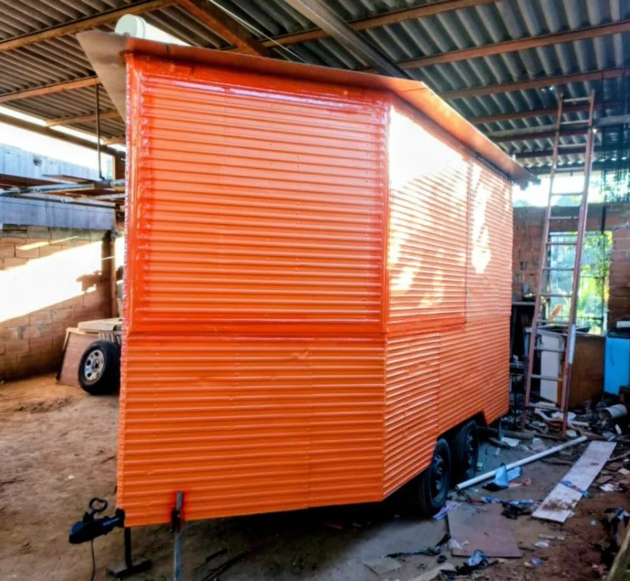 Vendo ou troco por carro  - Foto 2