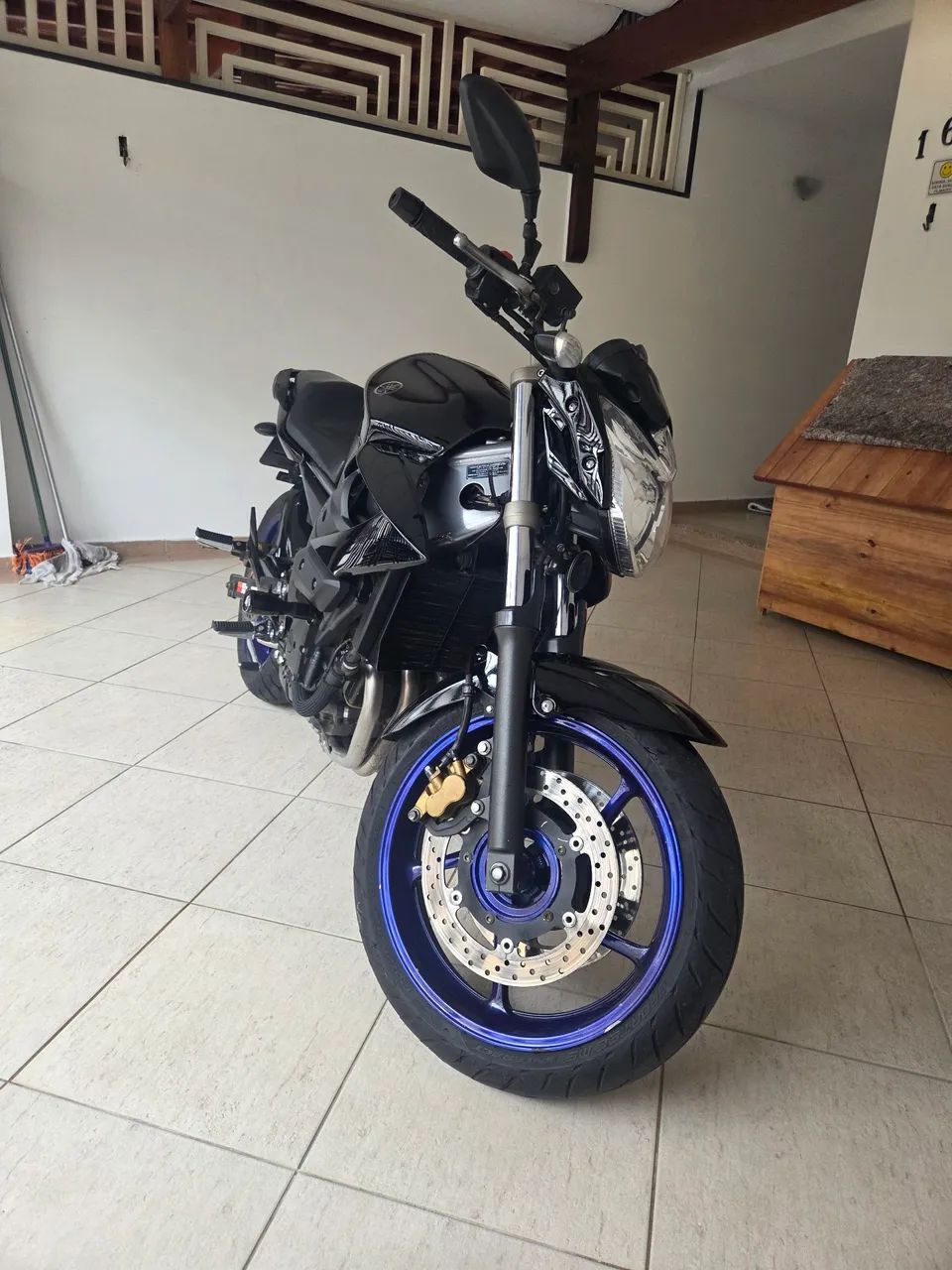 Vendo Xj6 Impecável 