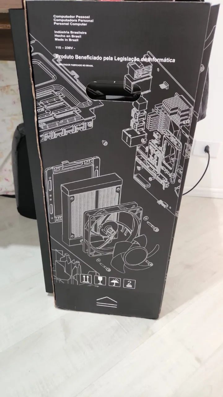 PC GAMER - Alienware Aurora R15  - Foto 4