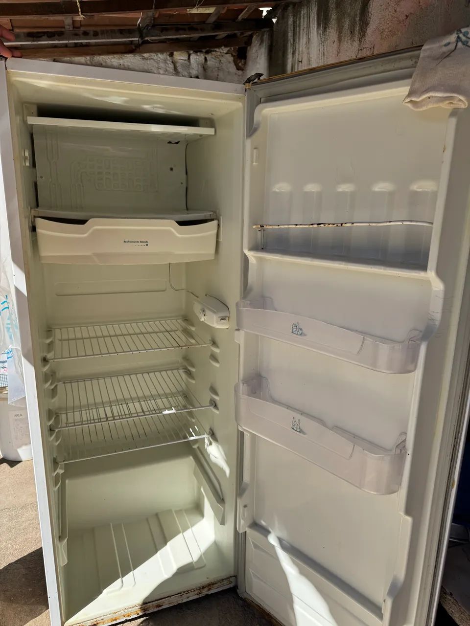 Vende -se Geladeira  - Foto 4