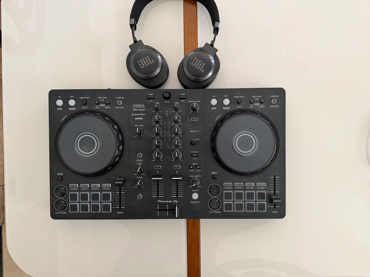 DDJ FLX4 + JBL 770NC
