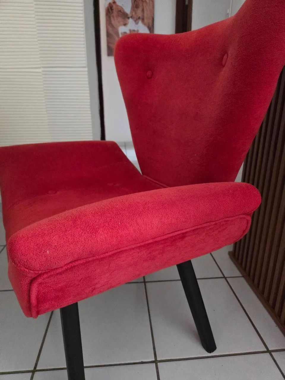Cadeira vermelha  - Foto 2