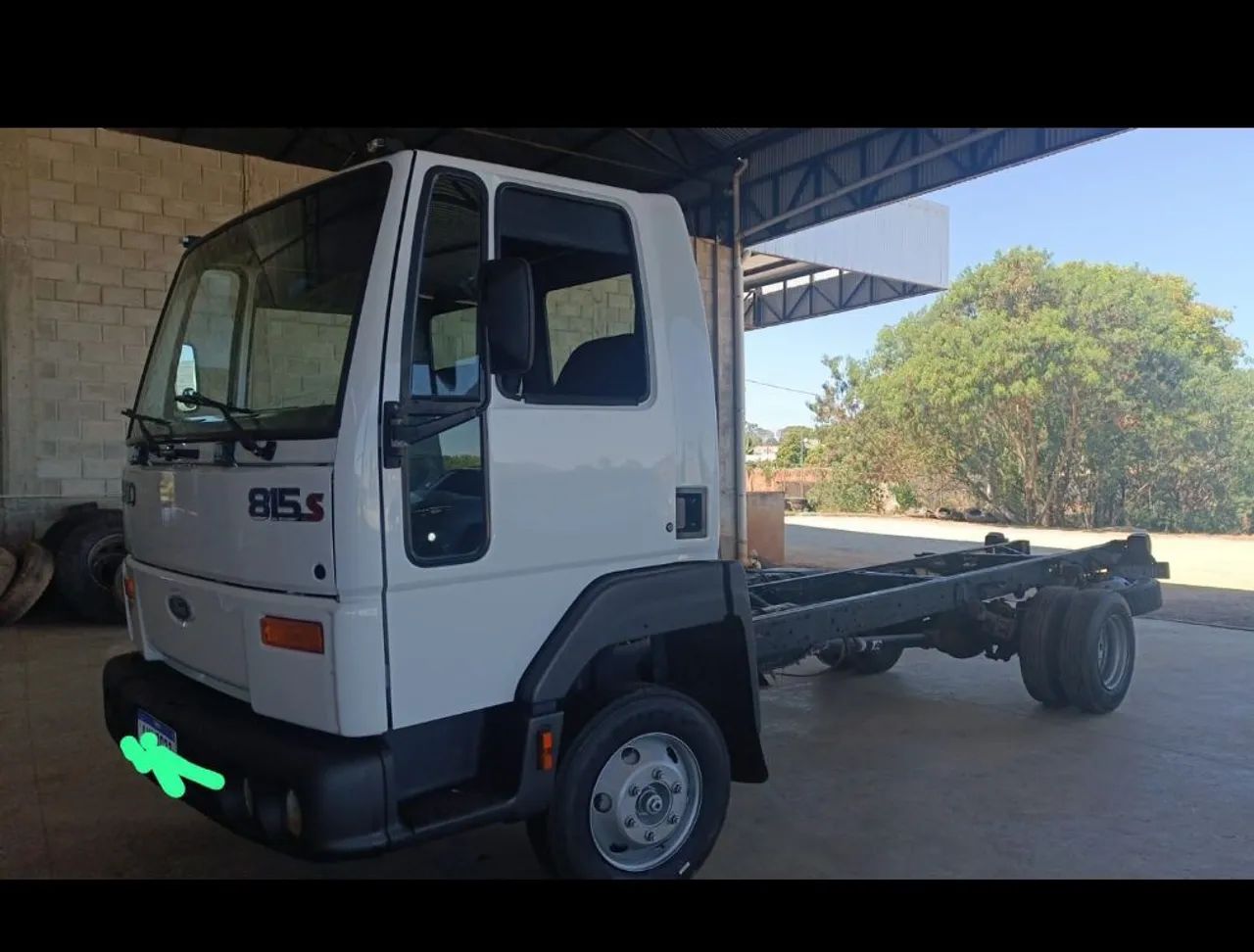 Ford cargo 815 - Foto 2