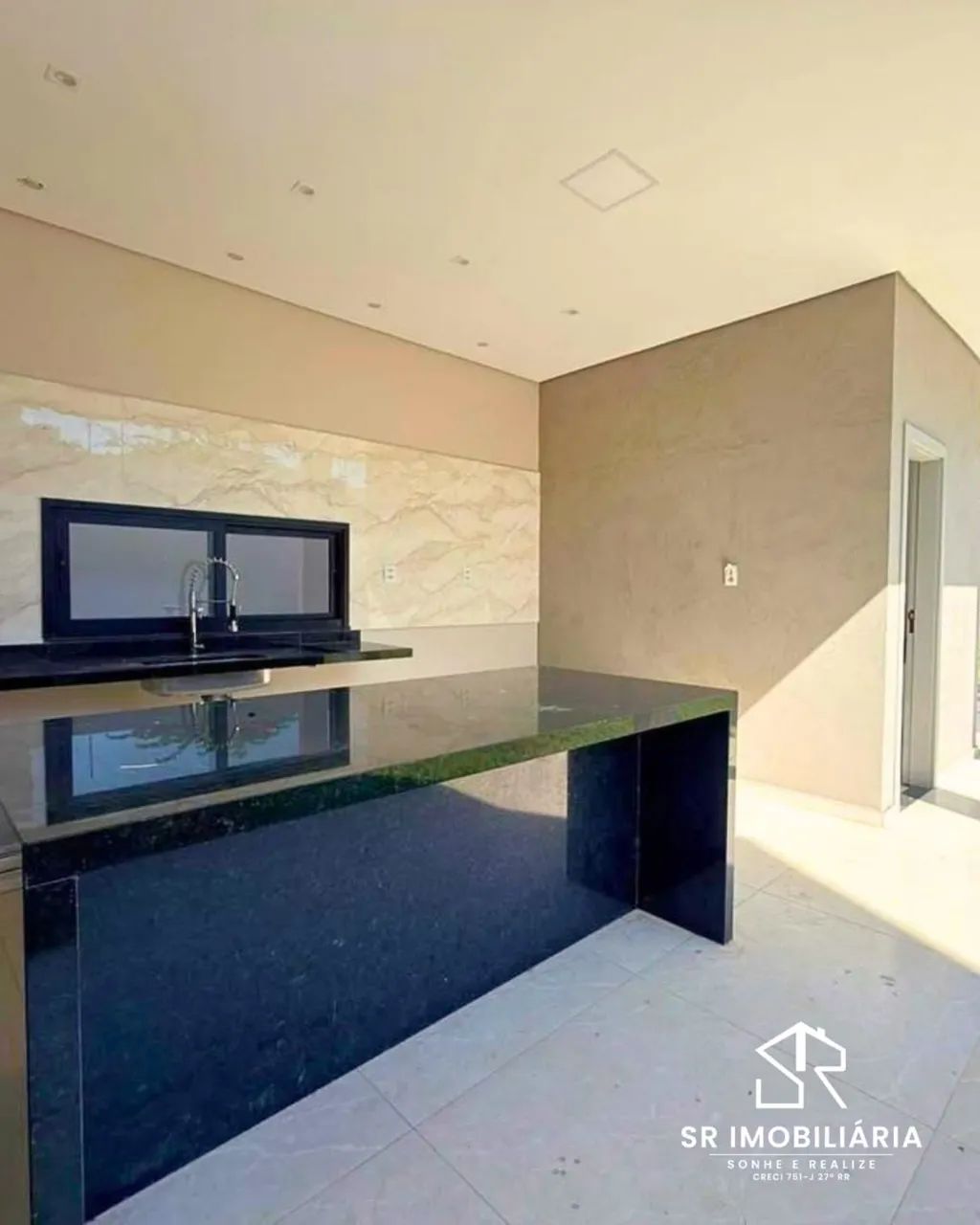 Vende-se essa linda casa no Park Caçari com 3 suítes e piscina  - Foto 5