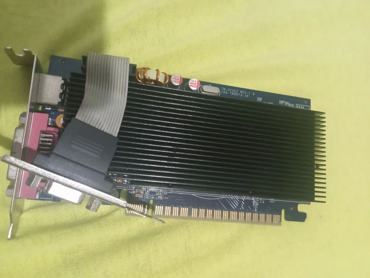 Placa de vídeo GeForce GT 520