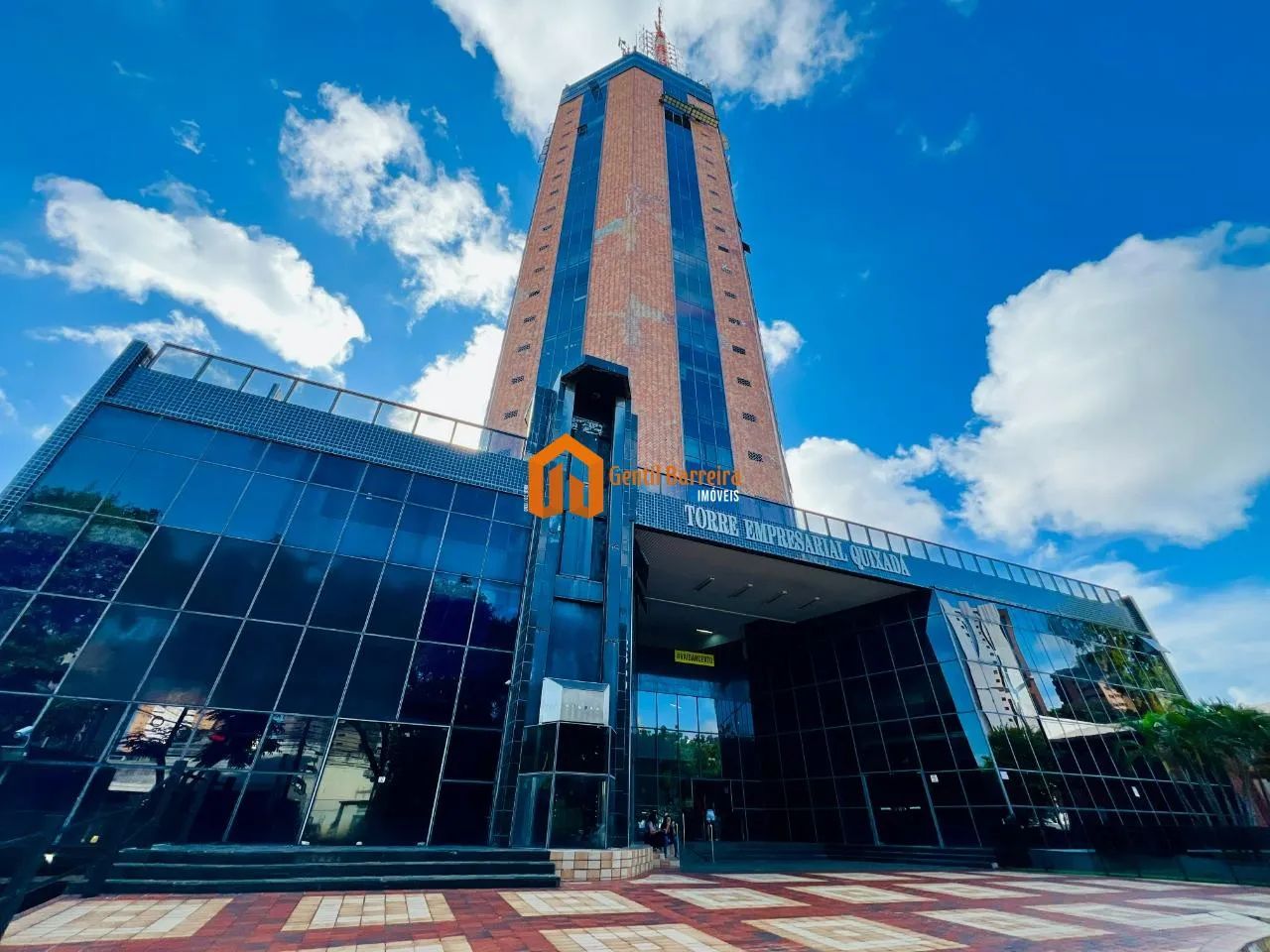 Sala Comercial Pronta para Impulsionar o Seu Negócio (TORRE QUIXADÁ)