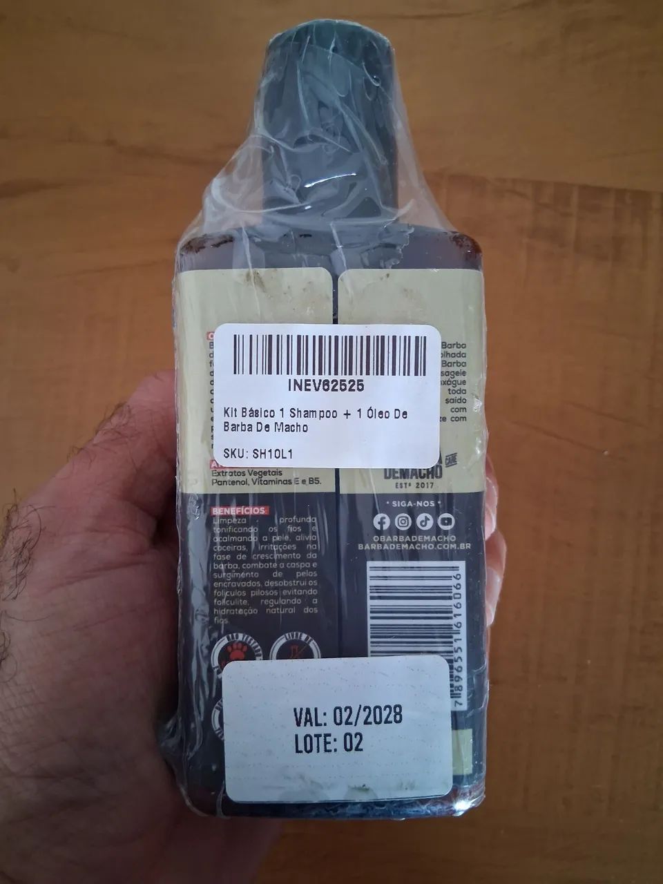Kit Basico para Barba Shampoo e Óleo - Limpa Hidrata e Modela - Foto 4