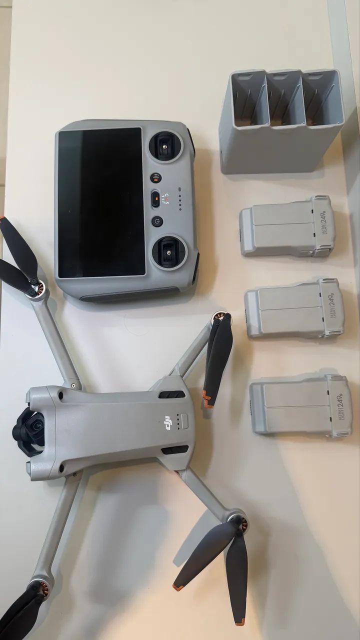 DJI Mini 3 Pro - Completo + Fly More Kit