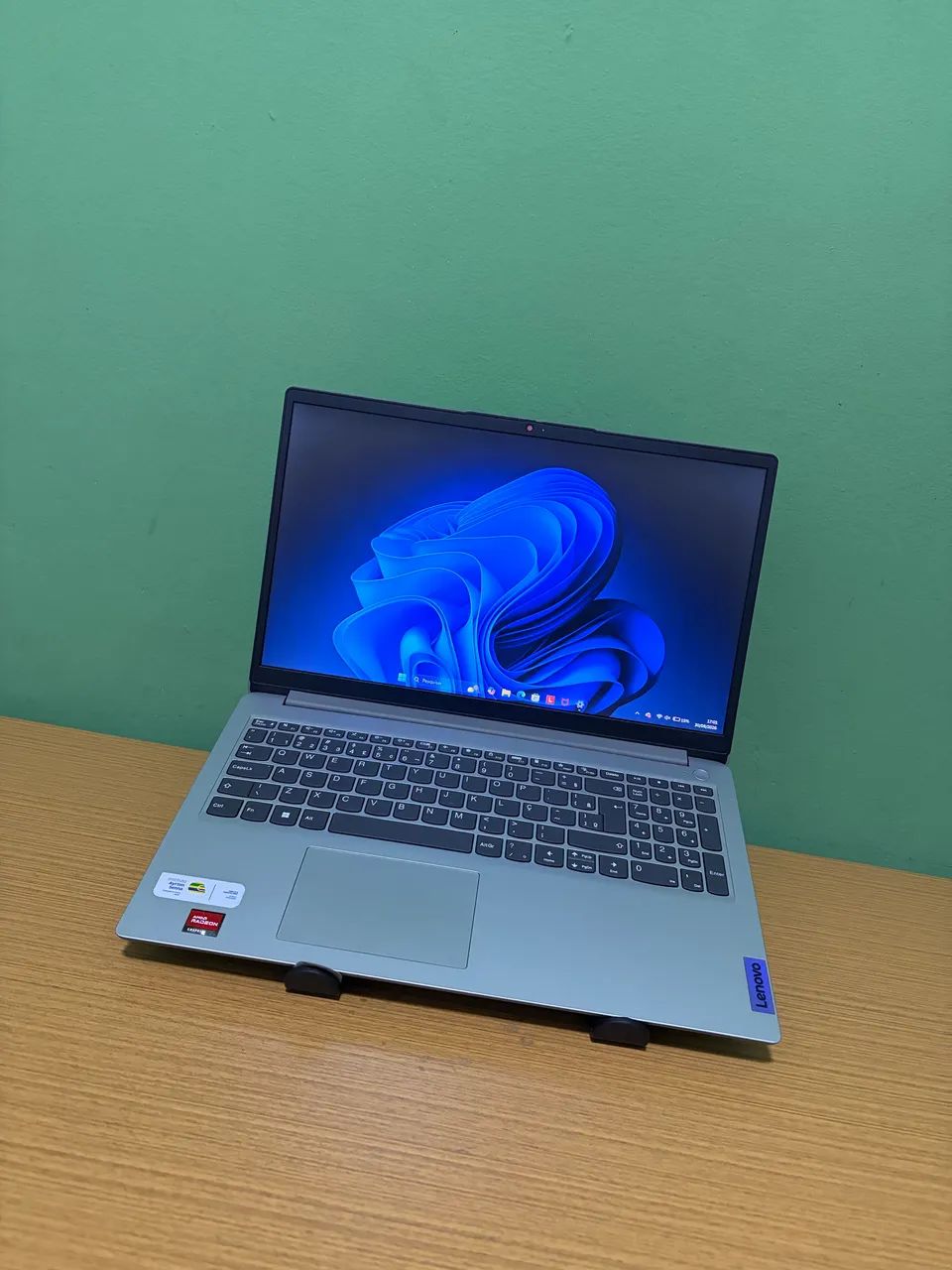 Notebook Lenovo IdeaPad 1 Ryzen 5 