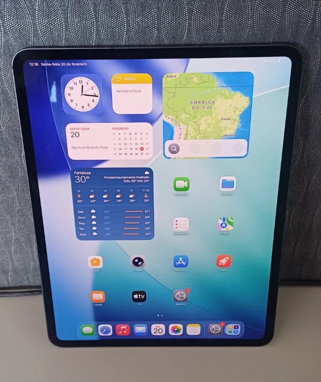 iPad Pro 13 M4 256gb Wifi e Celular Troco - Tablets e E-Readers