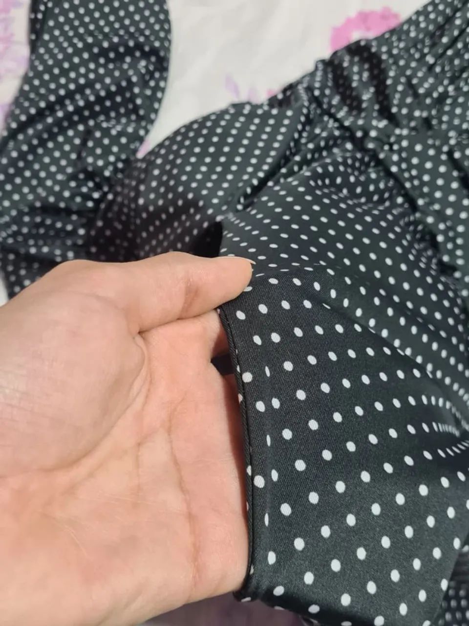Vestido longo de bolinhas preto e branco com bojo - Foto 4