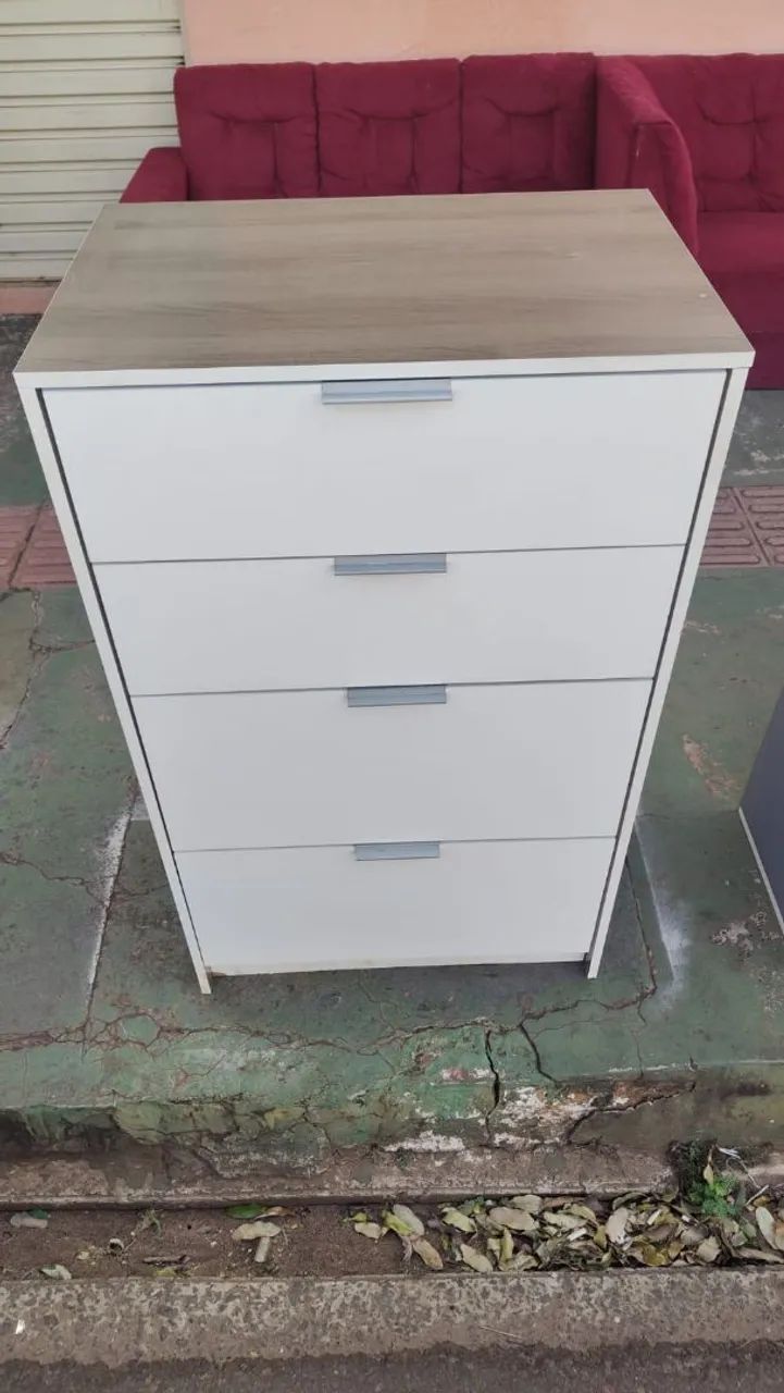 Cômoda de MDF 