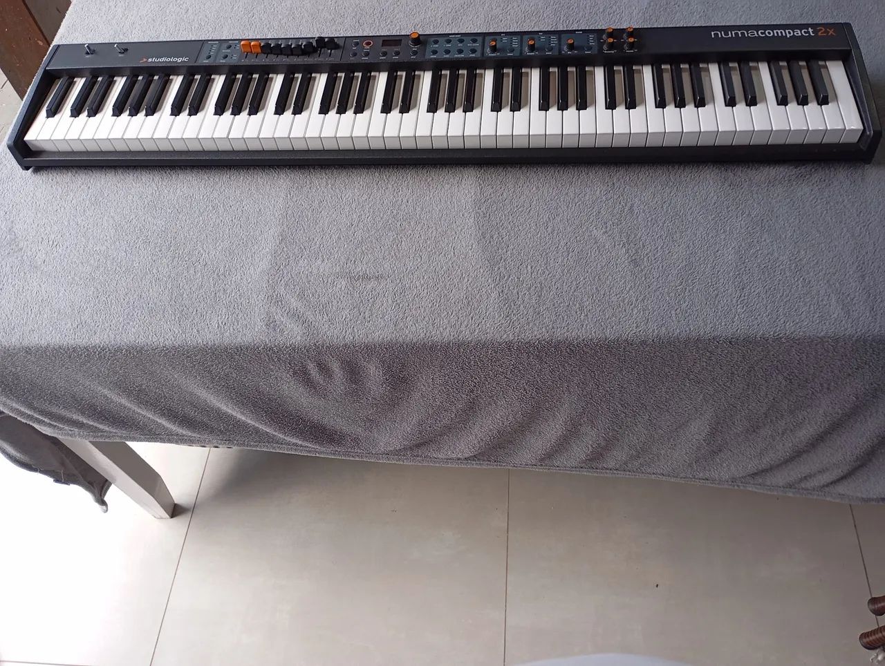 Piano digital Studiologic Numa compact 2x  - Foto 5