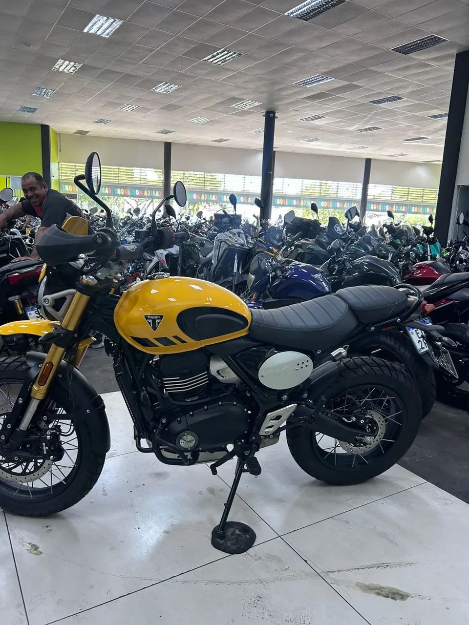 TRIUMPH SCRAMBLER 400 X - Foto 5