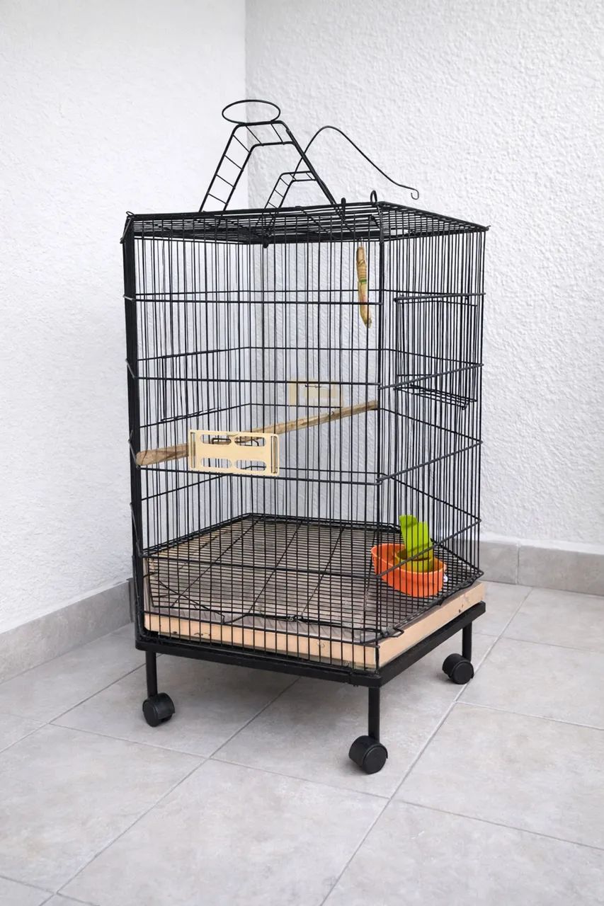 Gaiola grande para pássaros com suporte e rodinhas