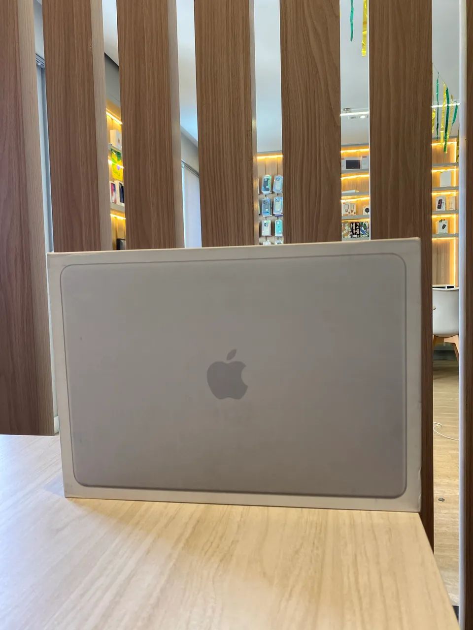 MacBook Neo 8/256 