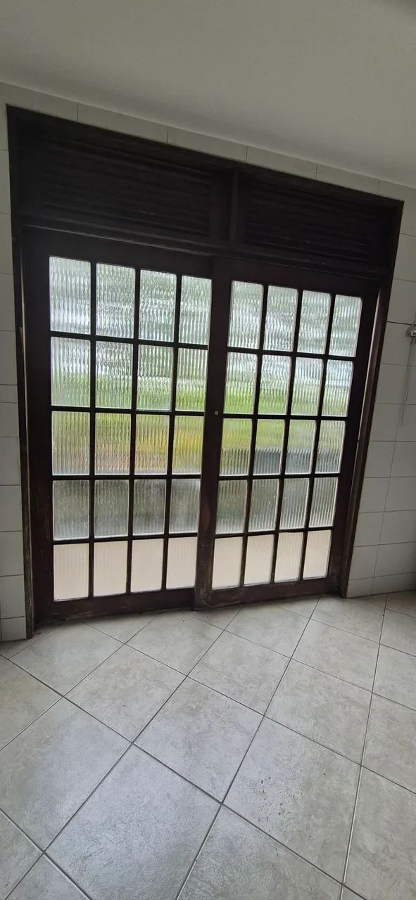 PORTA DE CORRER COM VIDROS - Foto 2