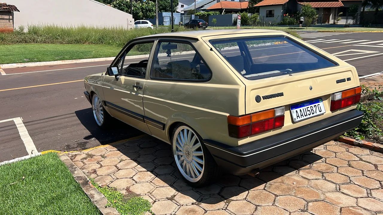 Volkswagen Gol Geração I GL 1.6 8V Álcool Mec. 2P 1987