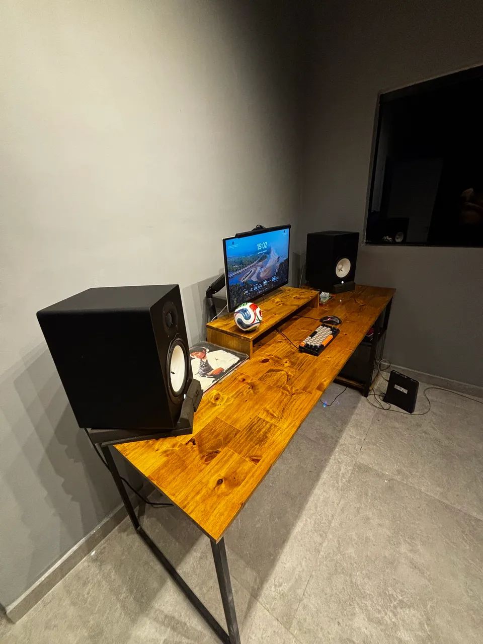 MONITORES YAMAHA HS8 - Foto 3