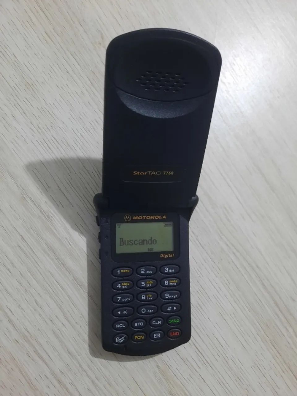 CELULAR STARTAC MOTOROLA 7760 - ÍTEM DE COLECIONADOR - Foto 2