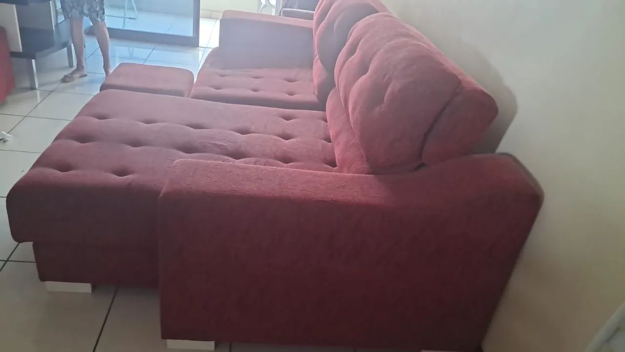 Sofá retrátil e reclinável 2 lugares com chase - Foto 3