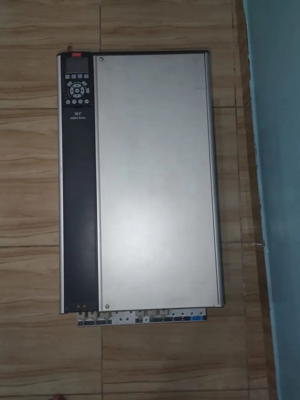 Inversor Danfoss VLT Aqua Drive 50HP - Foto 2