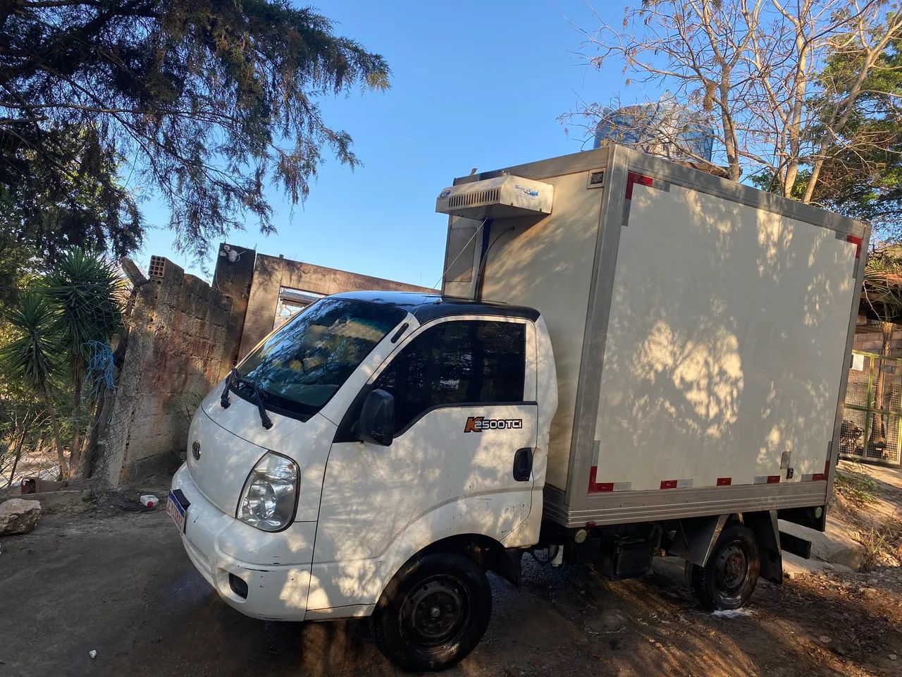 Kia bongo refrigerada 