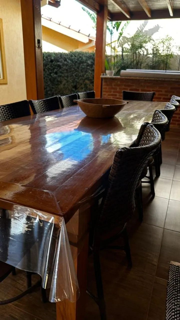 Mesa madeira com 10 cadeiras - Foto 3