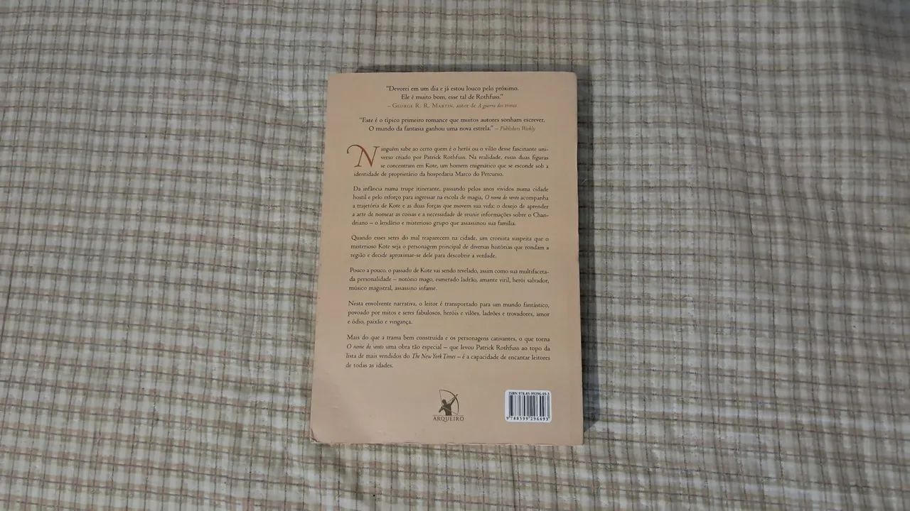 Livro O Nome do Vento  - Foto 2