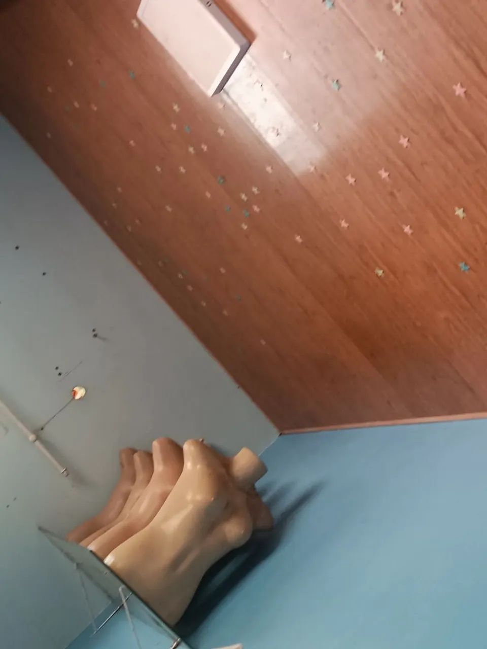 Para blusas manequins usado em bom estado  - Foto 4