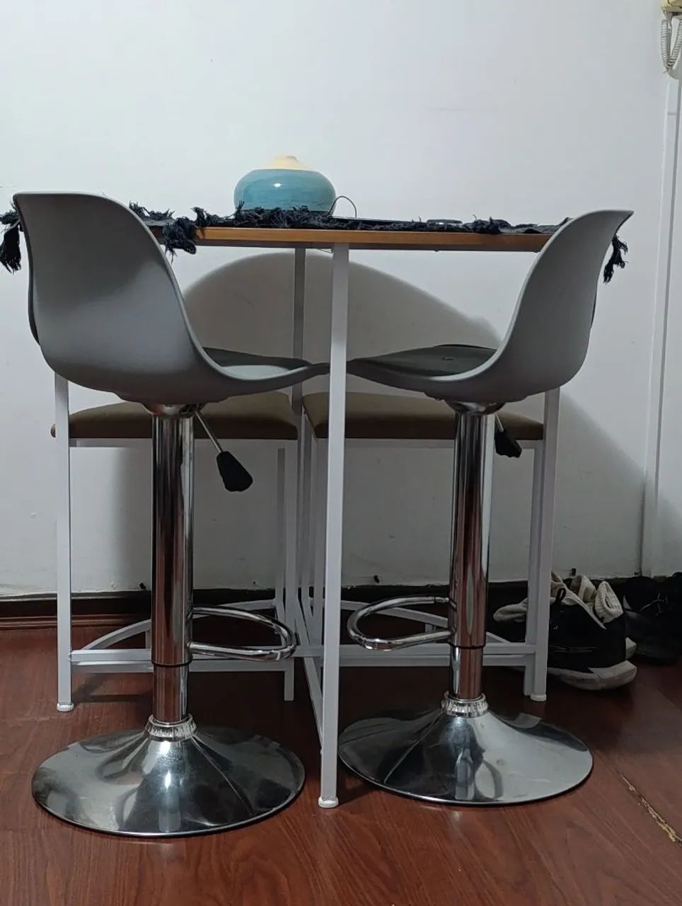 Cadeiras / Banquetas - Foto 3