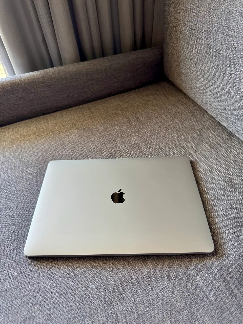 MacBook Pro 16 2019 - Core i7 | 16GB RAM | 512GB SSD | Radeon Pro
