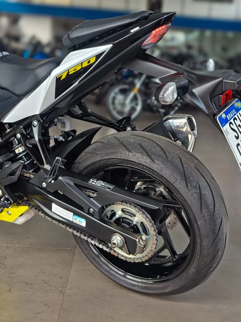 GSX S 750 - Foto 5