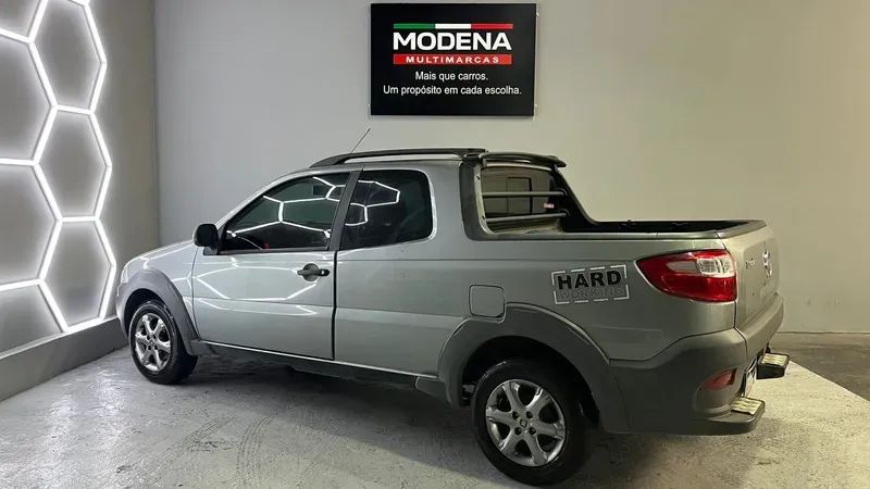Fiat Strada Working Hard 1.4 Fire Flex 8V CD 2016 - Foto 4